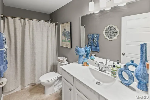 $399,900 | 7990 Sonora Ridge, Caseyville, IL 62232