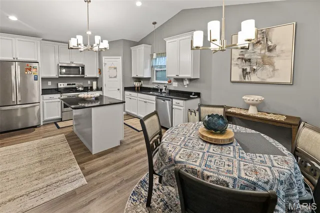 $399,900 | 7990 Sonora Ridge, Caseyville, IL 62232