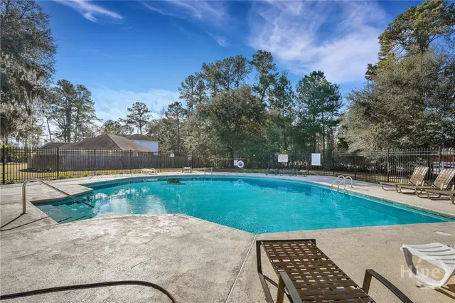 $3,000 | 136 Meadowside Lane, Savannah, GA 31405