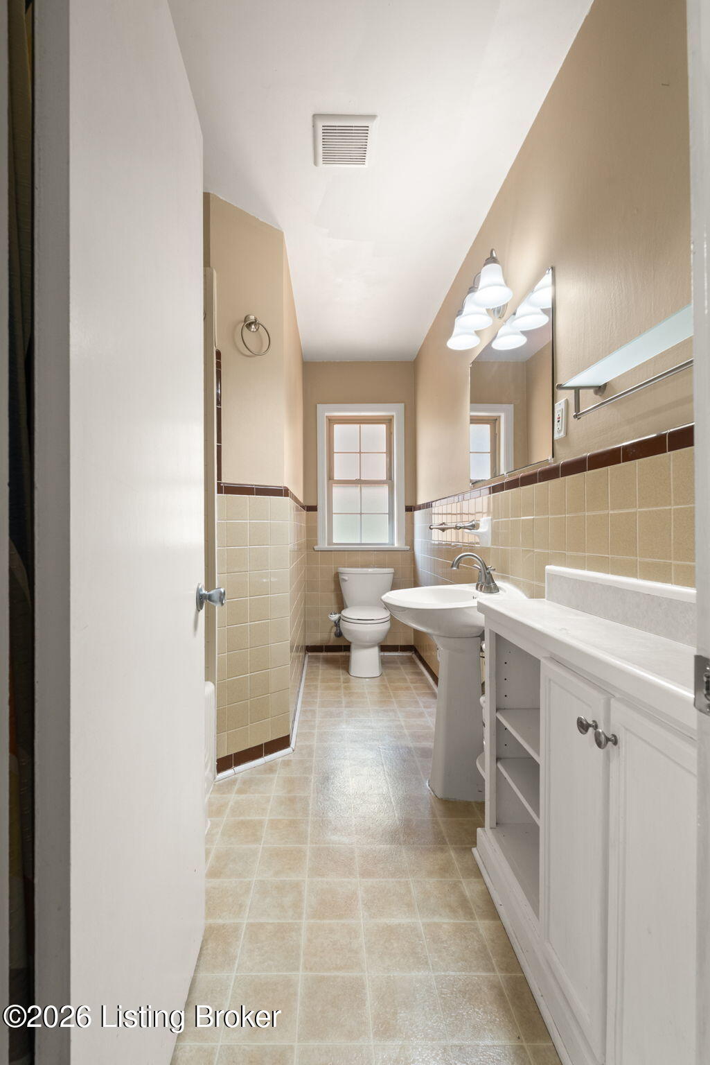 808 Stivers Road Louisville, KY 40207 - Photo 29 of 43 37-808 Stivers Rd-37