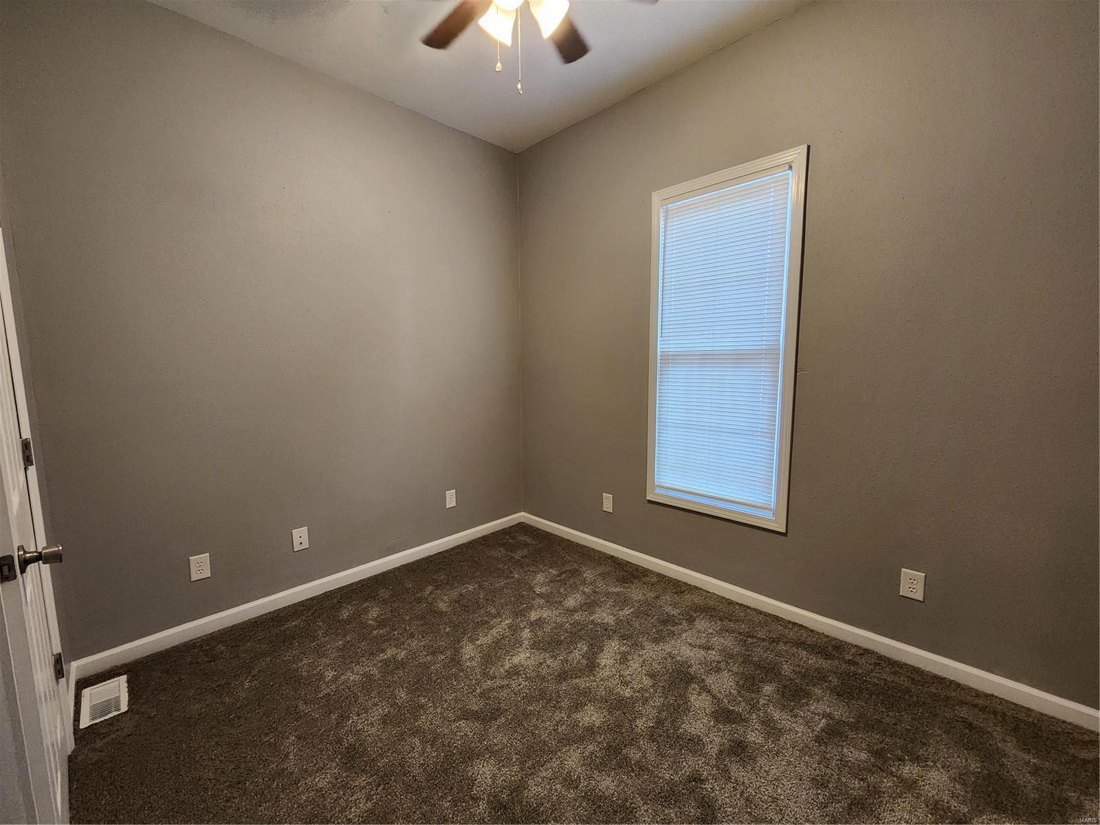 1640 Seminary Street Alton, IL 62002 - Photo 5 of 25 Gallery Image 5