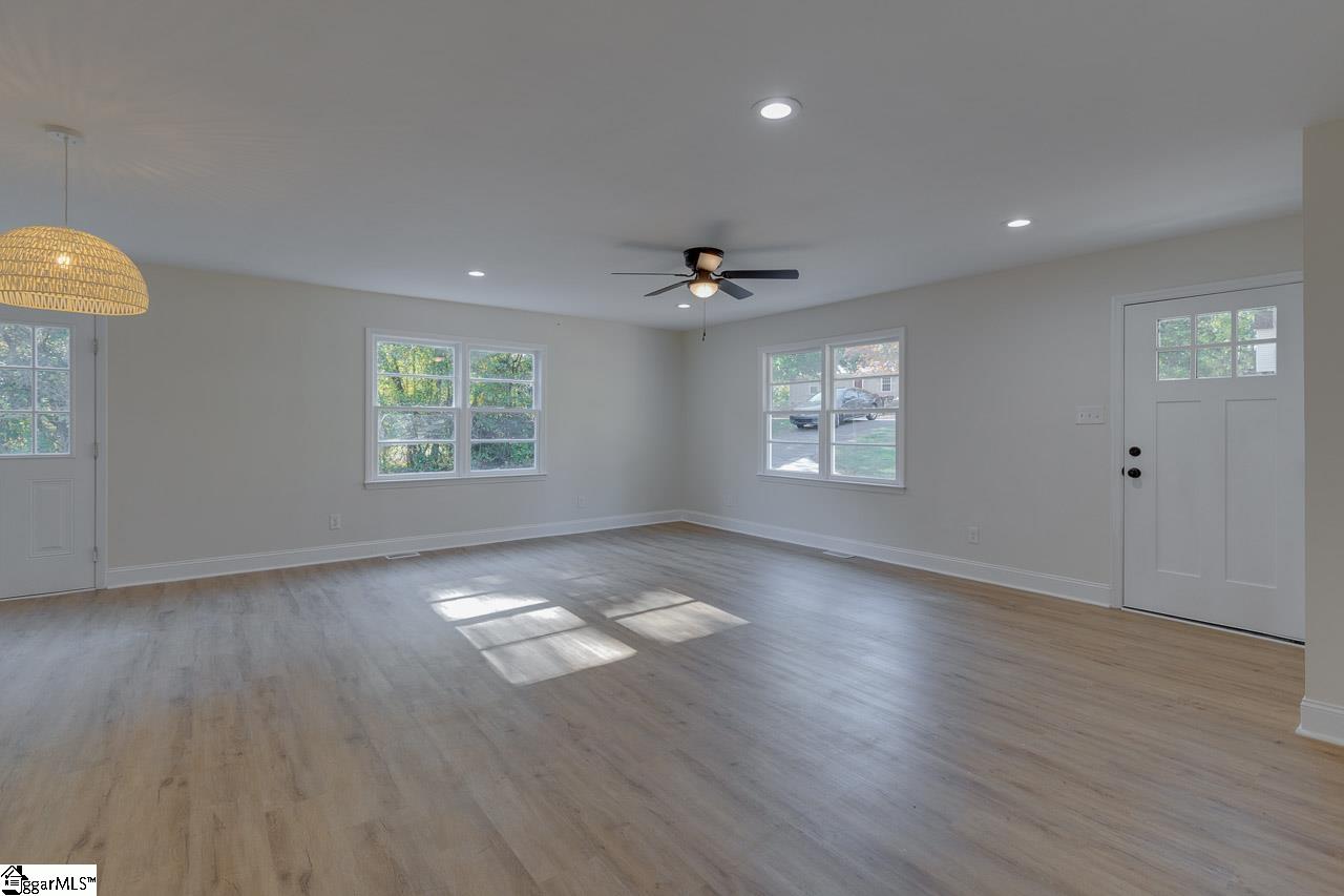 24 Springbrook Court Spartanburg, SC 29301 - Photo 15 of 29