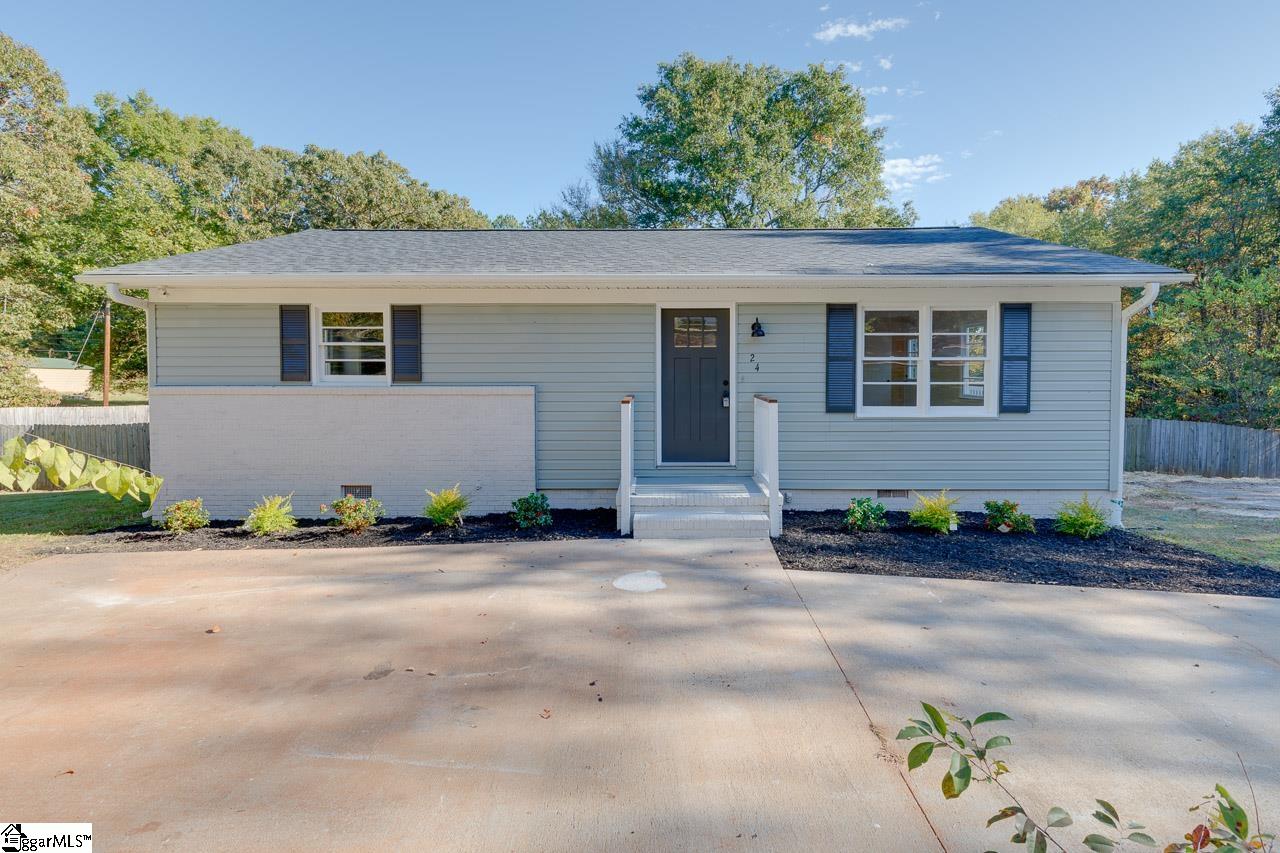 24 Springbrook Court Spartanburg, SC 29301 - Photo 3 of 29