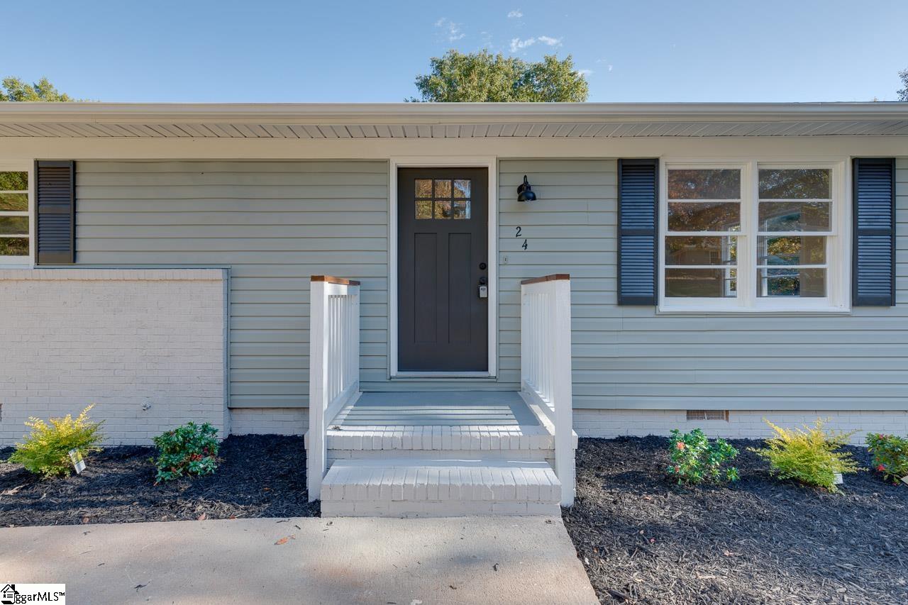 24 Springbrook Court Spartanburg, SC 29301 - Photo 4 of 29