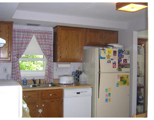 66 Gale Road Charlton, MA 01507 - Photo 5 of 15