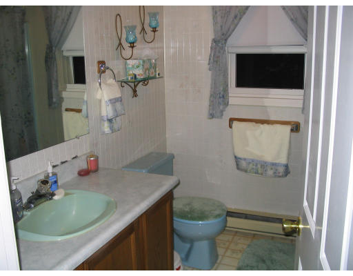 66 Gale Road Charlton, MA 01507 - Photo 8 of 15