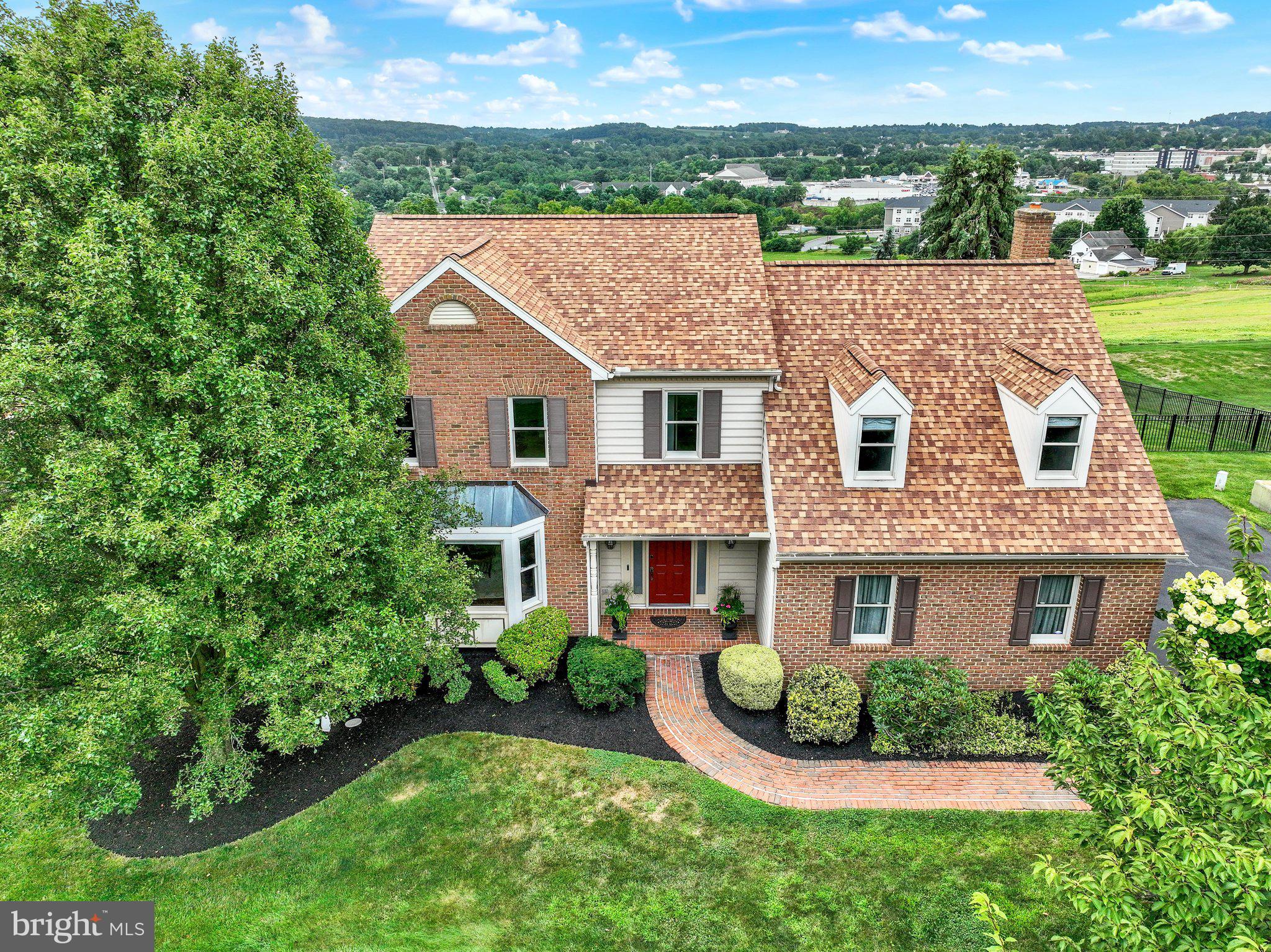 586 Owen Road York, PA 17403 - Photo 3 of 50 Gallery Image 3