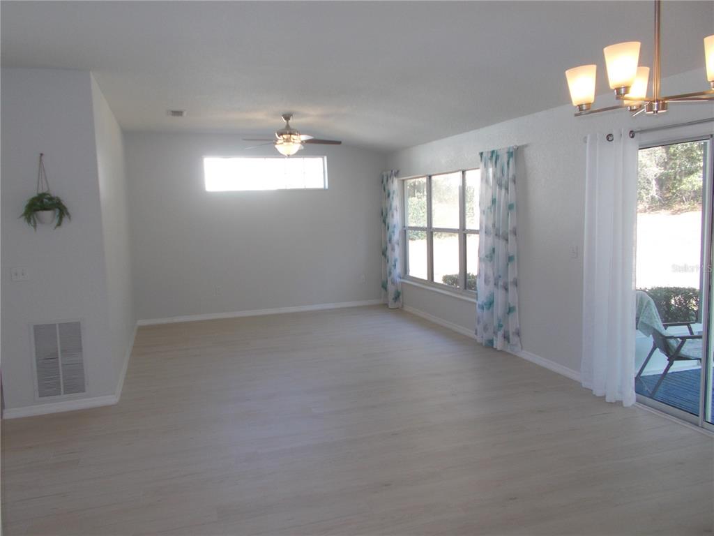 8059 Southwest 116th Loop Ocala, FL 34481 - Photo 6 of 19