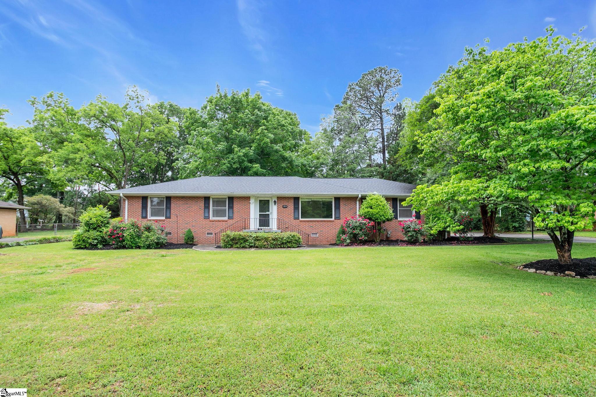 213 Timber Lane Anderson, SC 29621 - Photo 2 of 50