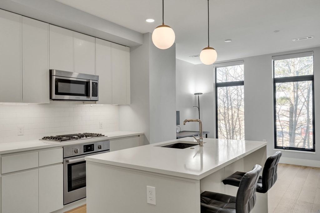 191 Washington Street, Unit 421 Boston, MA 02135 - Photo 12 of 42