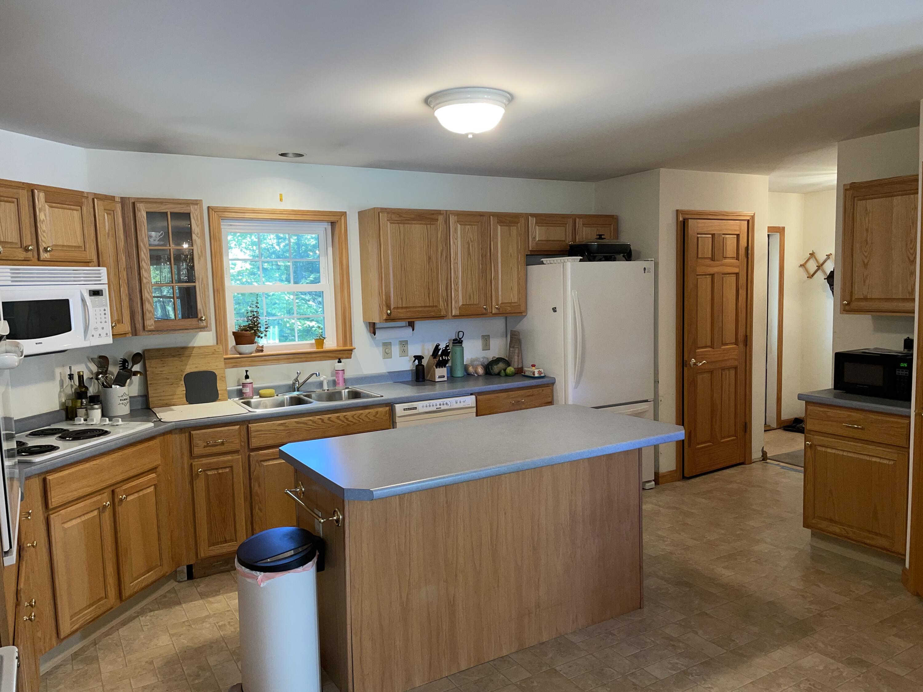 16 Conners Road Bucksport, ME 04416 - Photo 6 of 34 IMG_1628