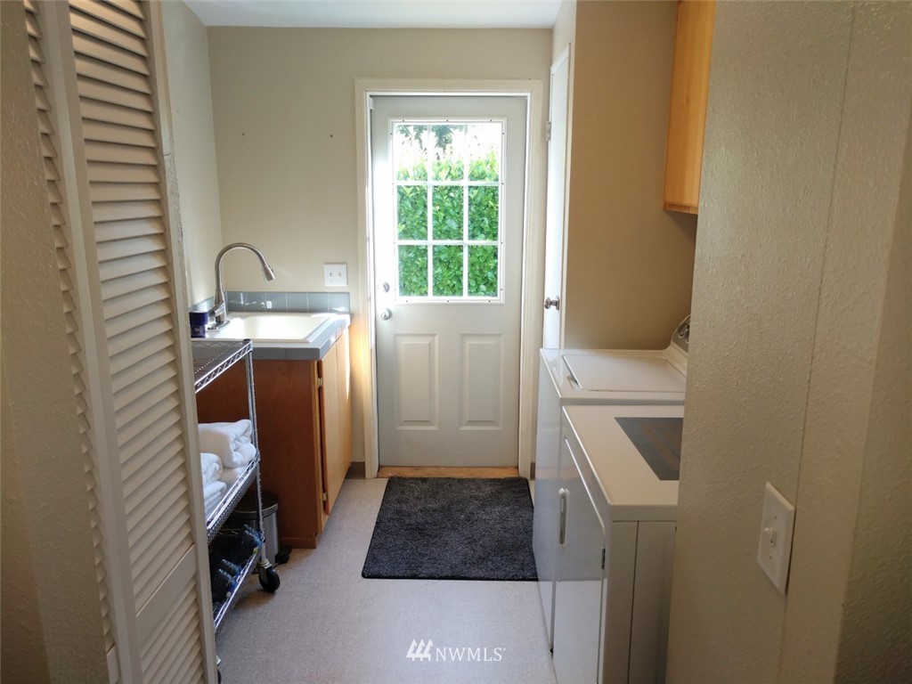 228 Silkey Road Aberdeen, WA 98520 - Photo 8 of 13 Gallery Image 8