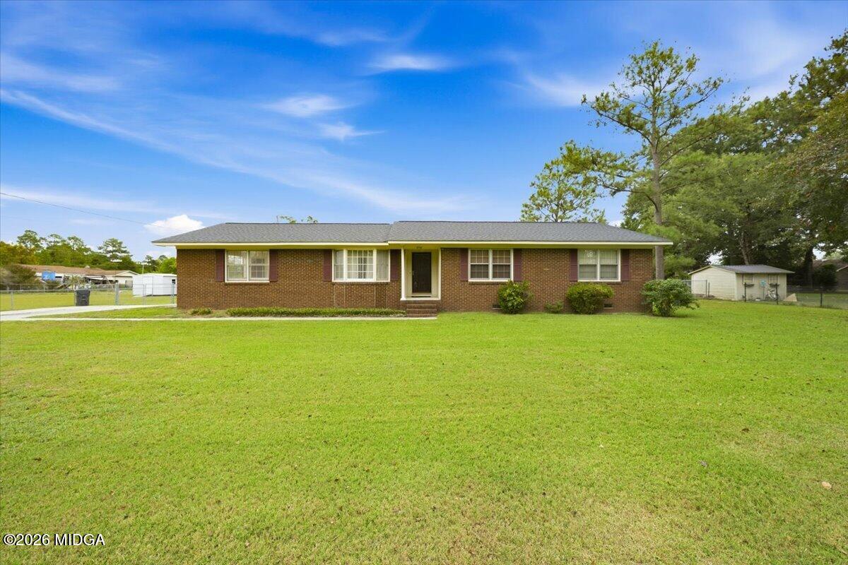 5714 Ruth Drive Lizella, GA 31052 - Photo 1 of 30 03-DSC05069