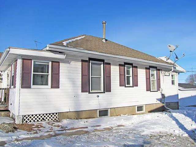 $154,900 | 510 North Jackson Street, Cuba City, WI 53807