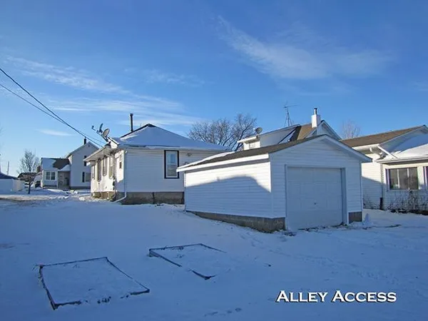 $138,000 | 510 North Jackson Street, Cuba City, WI 53807