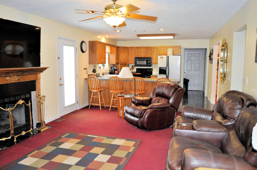 5640 Dearing Road Talbott, TN 37877 - Photo 19 of 40 living room5