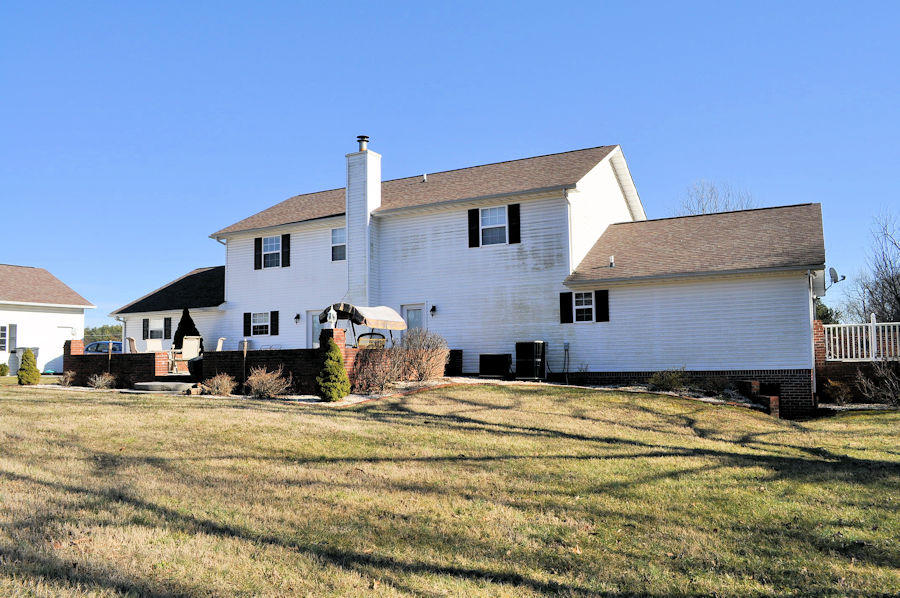 5640 Dearing Road Talbott, TN 37877 - Photo 37 of 40 rear elevation2