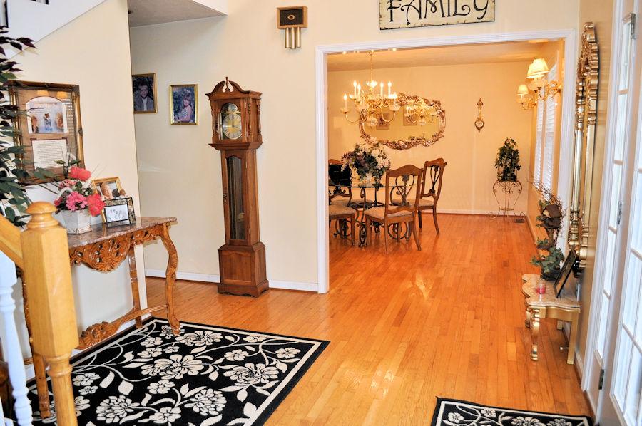 5640 Dearing Road Talbott, TN 37877 - Photo 6 of 40 foyer2