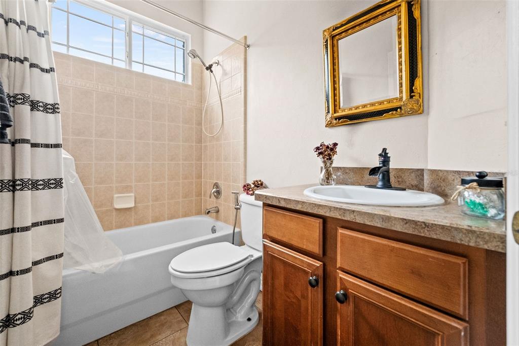 8629 Southwest 80th Place Gainesville, FL 32608 - Photo 35 of 48