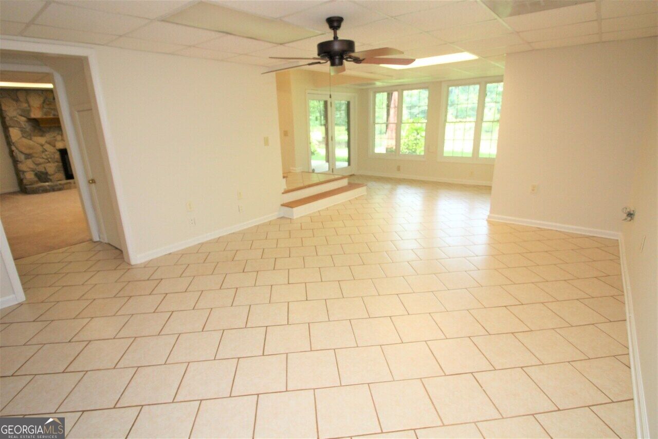 1917 Al Roberts Road Senoia, GA 30276 - Photo 13 of 20 Gallery Image 13