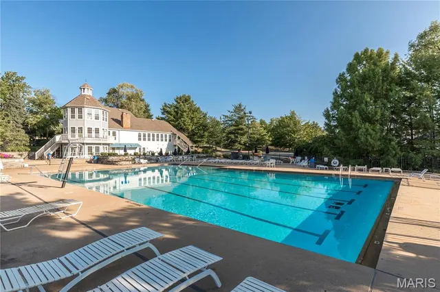 $500,000 | 481 St Thomas Isle Lane, Wildwood, MO 63040