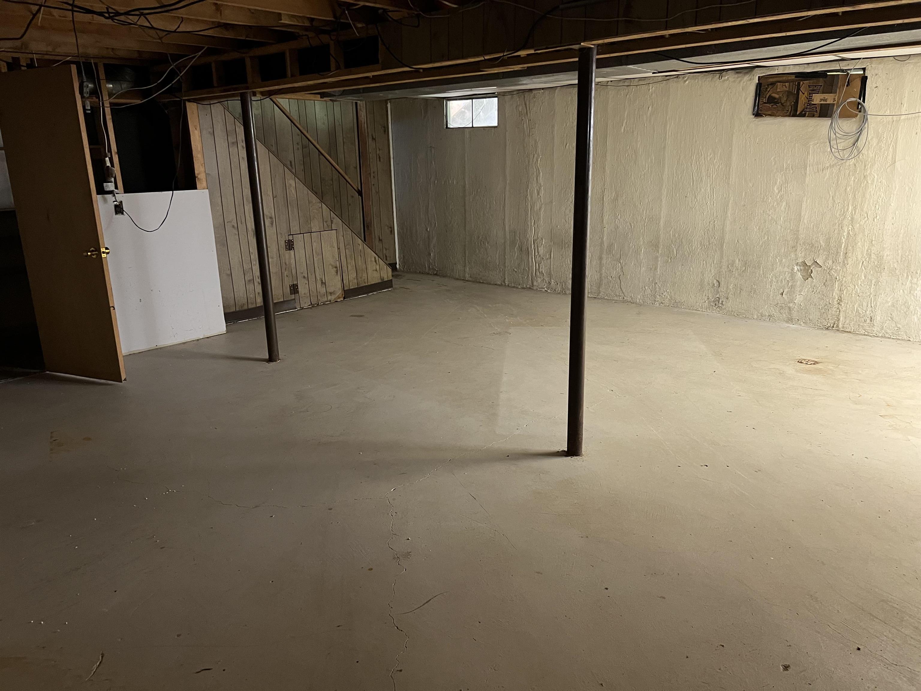 7031 Brewer Road Flint, MI 48507 - Photo 24 of 39 50147774-c5d56bbf-b042-4e87-b8b3-3bb92b20df83.JPG