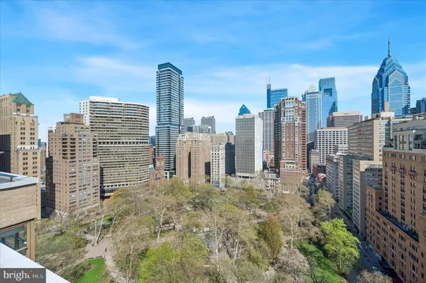 $219,900 | 1810 Rittenhouse Square, Unit 2007, Philadelphia, PA 19103