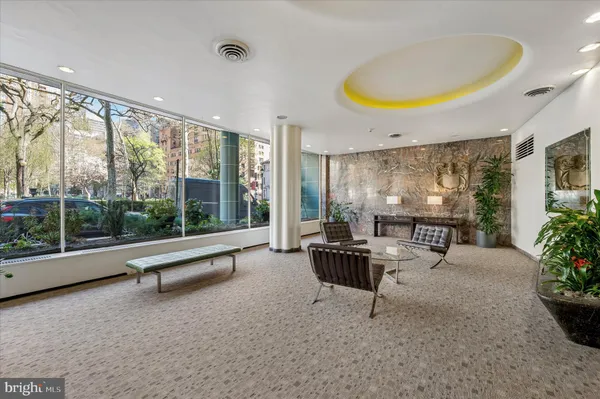 $219,900 | 1810 Rittenhouse Square, Unit 2007, Philadelphia, PA 19103