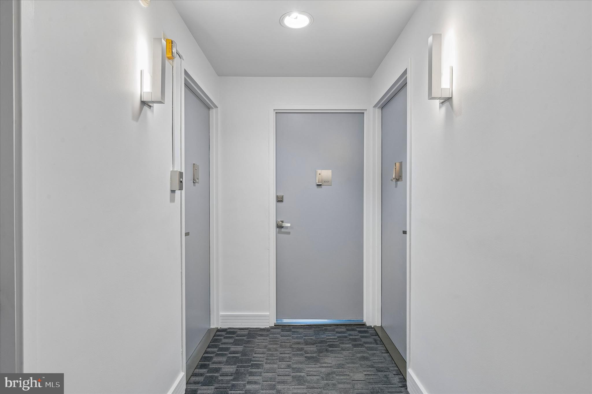 1810 Rittenhouse Square, Unit 2007 Philadelphia, PA 19103 - Photo 5 of 25 a view of hallway with walk in closet
