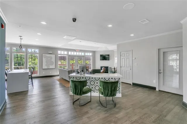 $1,633 | 10 Rimington Lane, Unit 211, Decatur, GA 30030