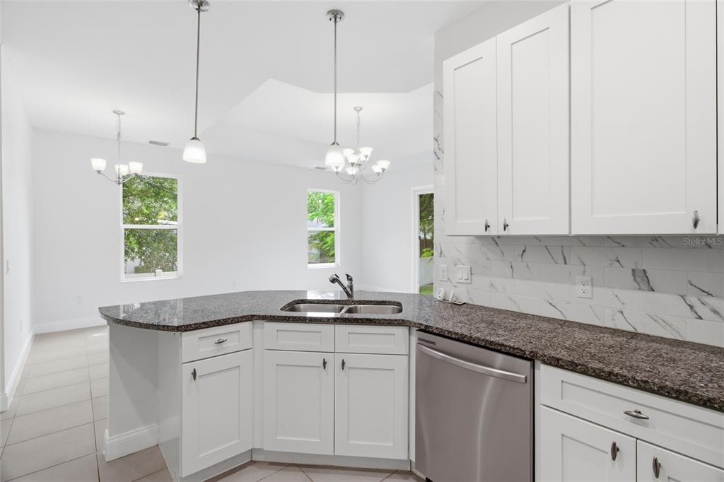 4510 Wilkinson Road Sarasota, FL 34233 - Photo 24 of 48 Gallery Image 24