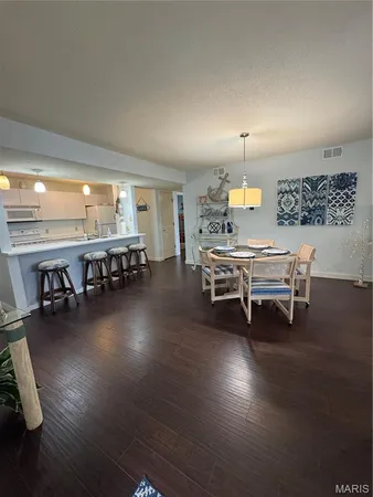 $249,500 | 6005 Baydy Peak Road, Unit 205, Osage Beach, MO 65065
