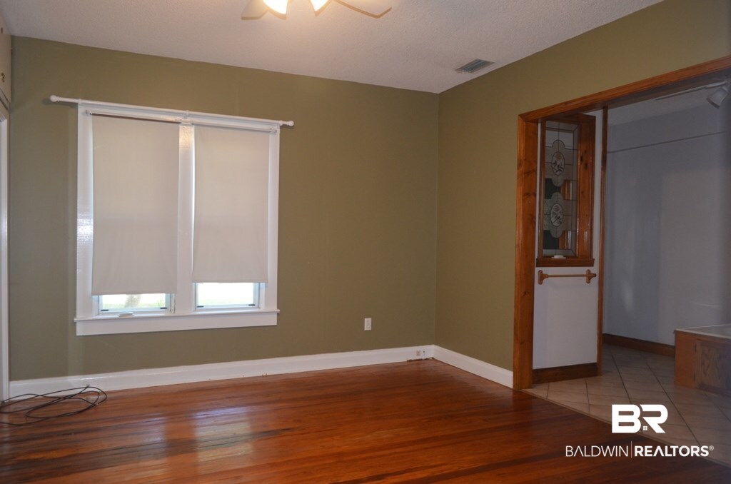 911 North Alston Street Foley, AL 36535 - Photo 23 of 45