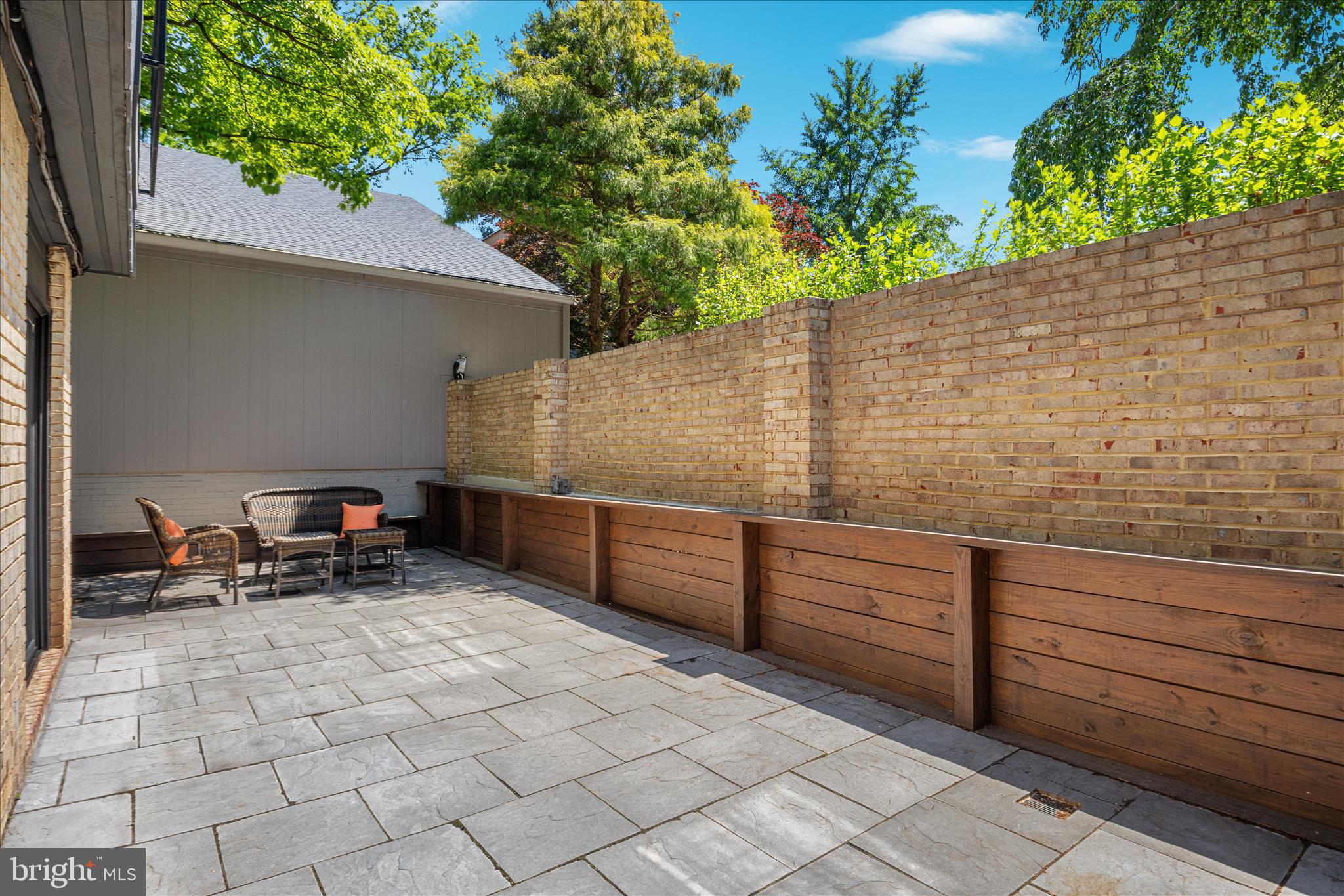 12108 Quorn Lane Reston, VA 20191 - Photo 34 of 91 Private courtyard