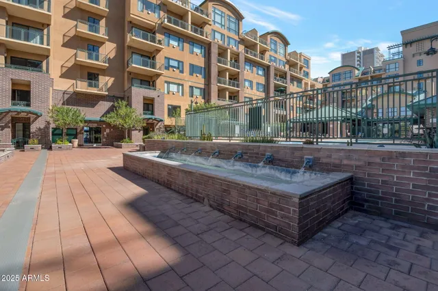 $469,900 | 17 West Vernon Avenue, Unit 621, Phoenix, AZ 85003