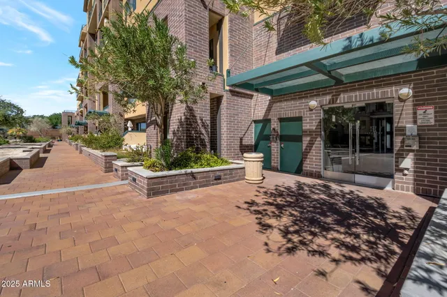 $469,900 | 17 West Vernon Avenue, Unit 621, Phoenix, AZ 85003