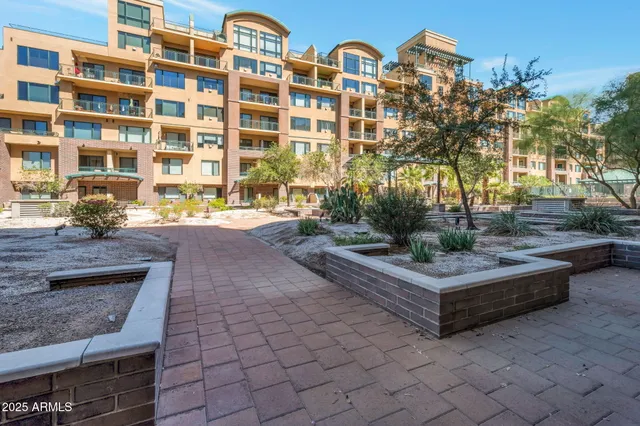 $469,900 | 17 West Vernon Avenue, Unit 621, Phoenix, AZ 85003