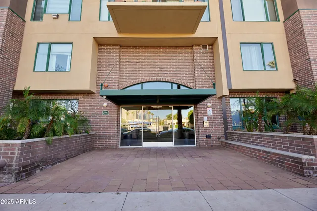 $469,900 | 17 West Vernon Avenue, Unit 621, Phoenix, AZ 85003