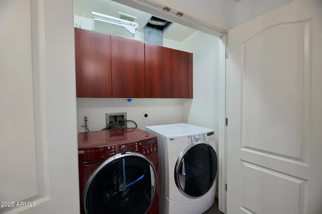 $469,900 | 17 West Vernon Avenue, Unit 621, Phoenix, AZ 85003