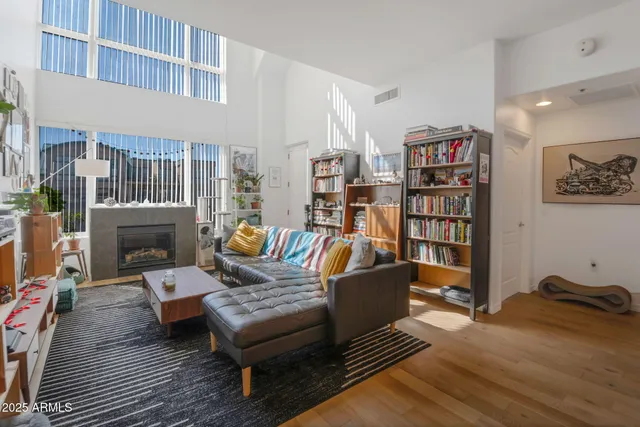 $469,900 | 17 West Vernon Avenue, Unit 621, Phoenix, AZ 85003