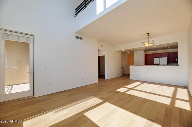 $469,900 | 17 West Vernon Avenue, Unit 621, Phoenix, AZ 85003