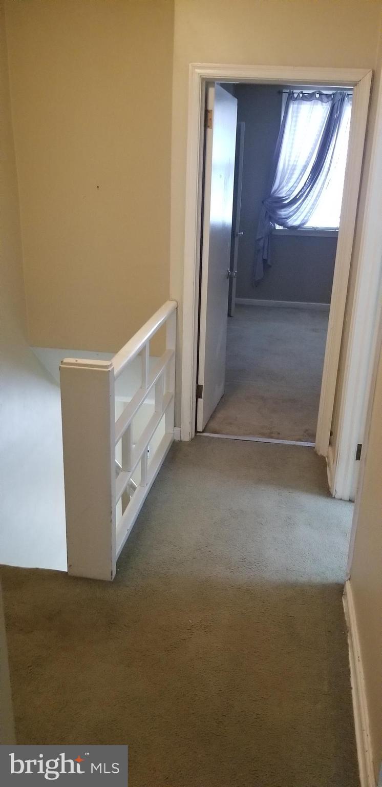 3306 Fordham Road Philadelphia, PA 19114 - Photo 15 of 27 Top O The Stairs Ma !!