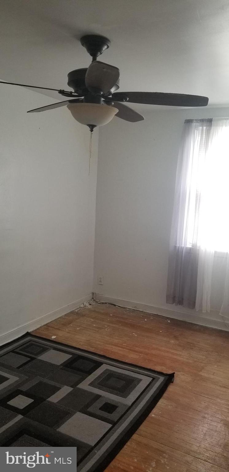 3306 Fordham Road Philadelphia, PA 19114 - Photo 20 of 27 Bdrm # 2, Good size as well.