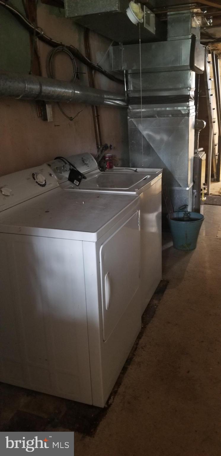 3306 Fordham Road Philadelphia, PA 19114 - Photo 26 of 27 Washer & Dryer