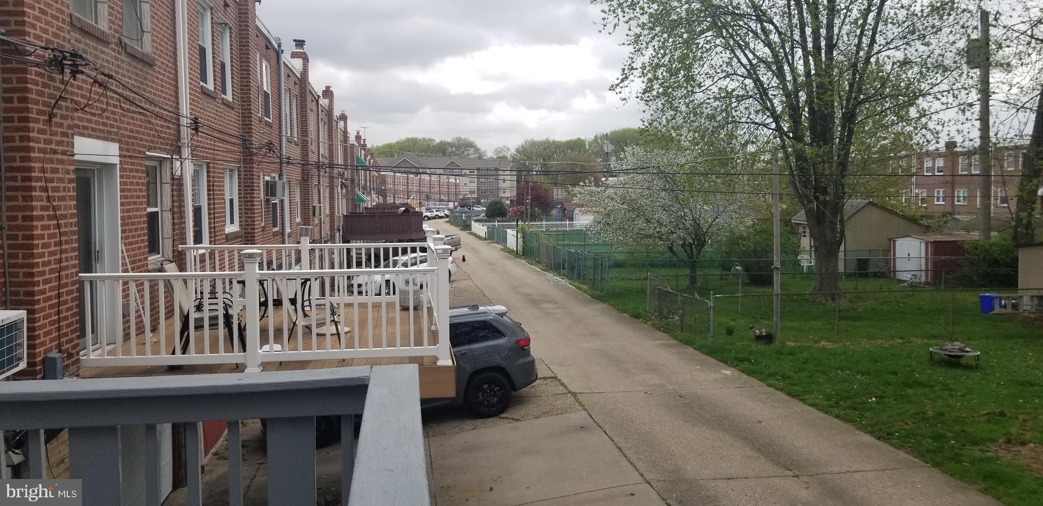 3306 Fordham Road Philadelphia, PA 19114 - Photo 9 of 27 View to the right rear