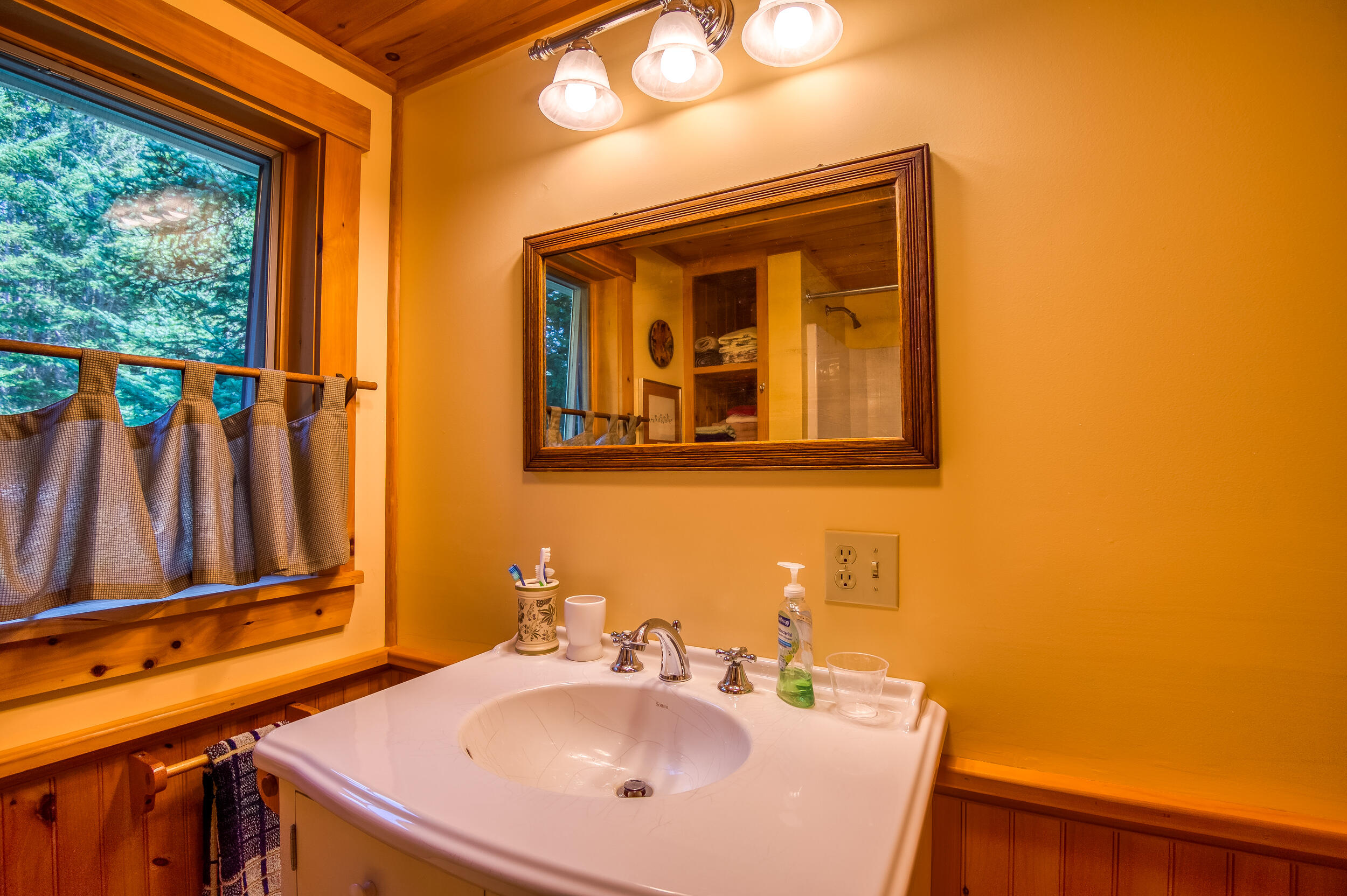 416 Rumford Road Rangeley, ME 04964 - Photo 39 of 39 _JRV8683_HDR