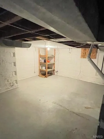 $1,295 | 338 La Motte Lane, Ferguson, MO 63135