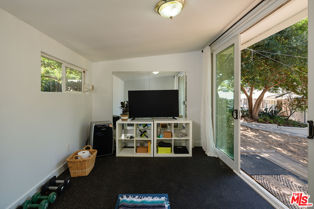 1955 Windover Road Pasadena, CA 91107 - Photo 55 of 73