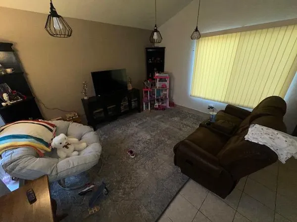 $450,000 | 737 Preston Avenue, Ione, CA 95640