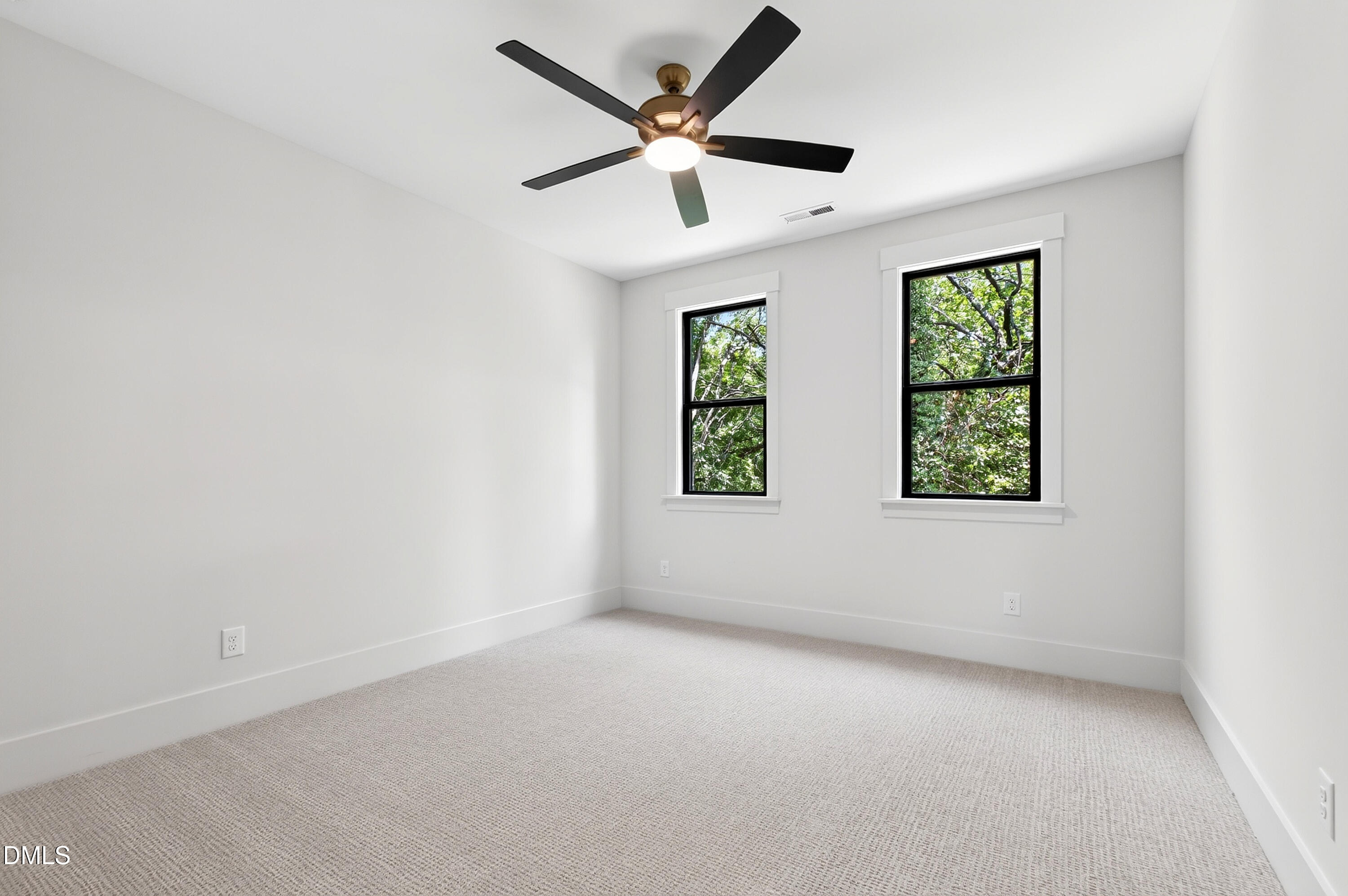 909 Oberlin Road Raleigh, NC 27605 - Photo 25 of 41 Oberlin (24)